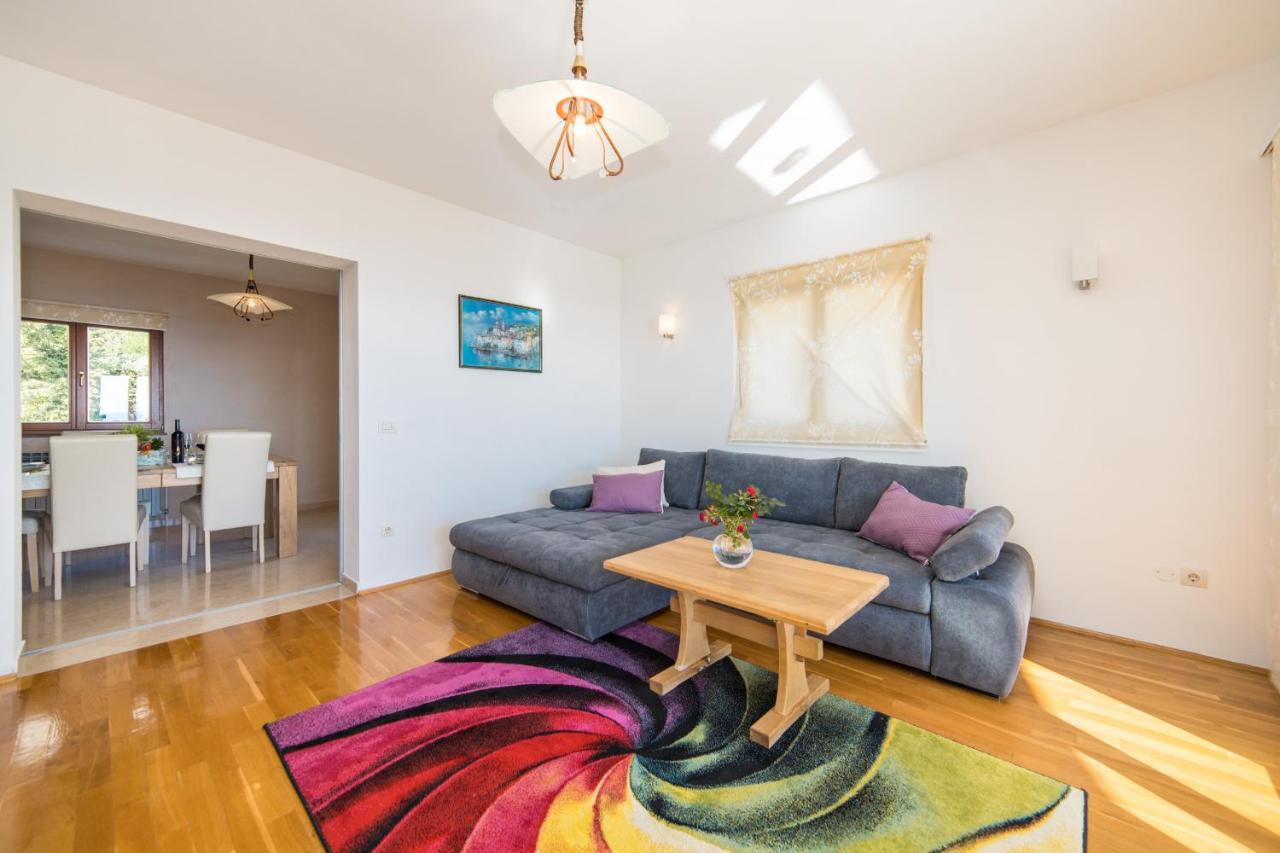 Apartment Biokovo มาคาร์สกา ภายนอก รูปภาพ